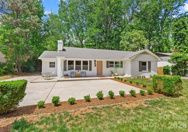 Photo 20 of Single family home for sale at 1915 Birchcrest Dr, Charlotte, NC 28205 | MLS# 4424189 | Listing updated on 2026-09-15
