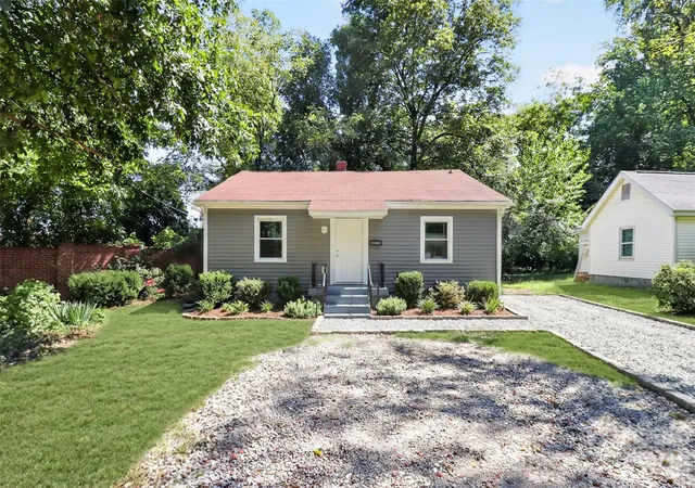Single family home for sale at 2304 Kennesaw Dr, Charlotte, NC 28216 | MLS# 4424190