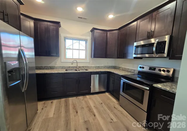 Photo 3 of Single family home for sale at 25 Wheeler Rd, Weaverville, NC 28787 | MLS# 4424215 | Listing updated on 2026-09-25