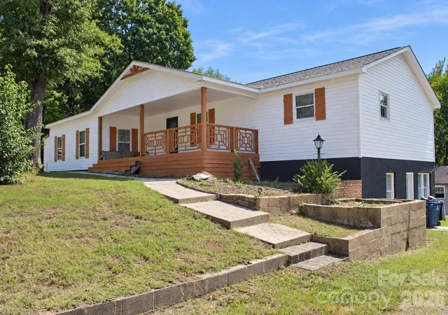 Photo 1 of Single family home for sale at 4515 Flowes Store Rd, Concord, NC 28025 | MLS# 4424276 | Listing updated on 2026-09-15