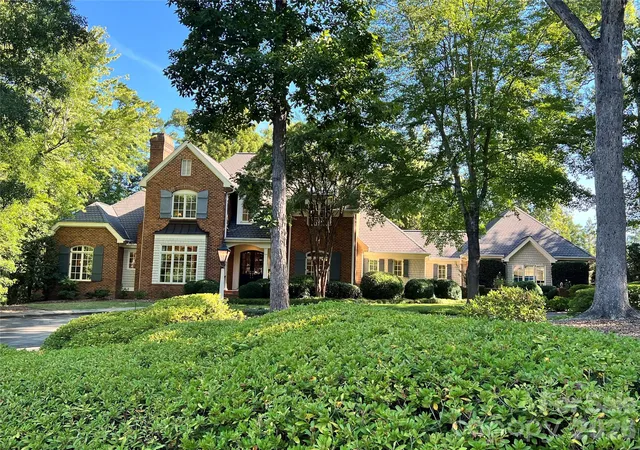Photo 2 of Single family home for sale at 505 Muirfield Dr, Albemarle, NC 28001 | MLS# 4424334 | Listing updated on 2026-09-15