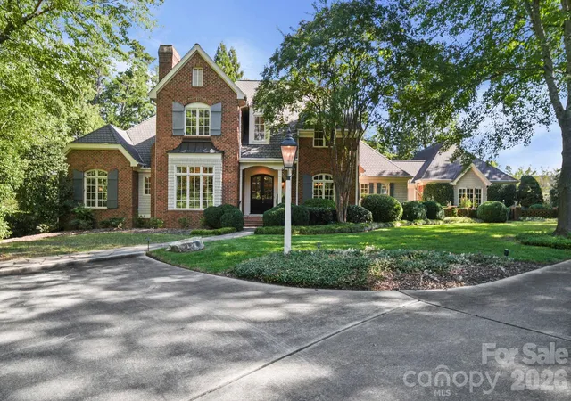 Photo 4 of Single family home for sale at 505 Muirfield Dr, Albemarle, NC 28001 | MLS# 4424334 | Listing updated on 2026-09-15