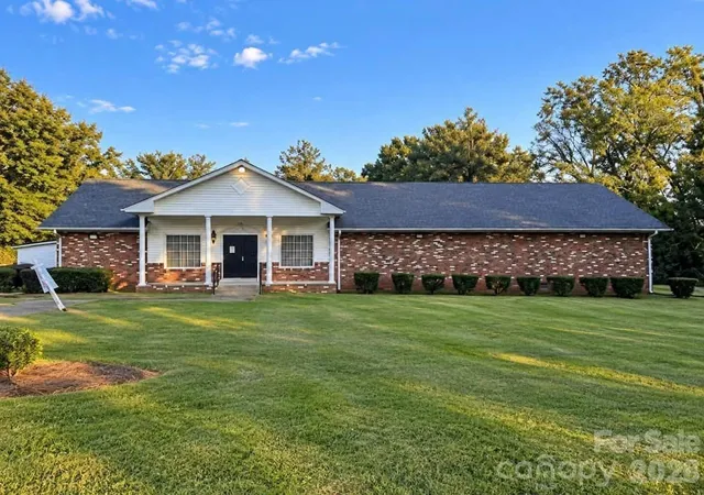 Photo 3 of Single family home for sale at 717 Celsey Rd, Chester, SC 29706 | MLS# 4424358 | Listing updated on 2026-09-15