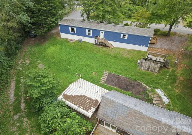 Photo 3 of Multi family home for sale at 146 & 148 Bradshaw Cir, Candler, NC 28715 | MLS# 4424703 | Listing updated on 2026-09-29