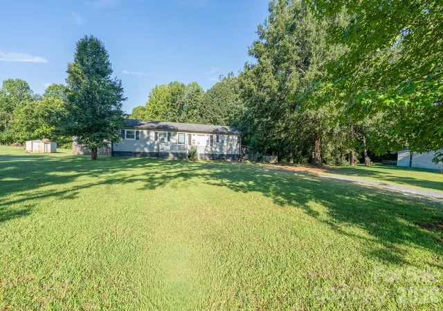 Photo 2 of Single family home for sale at 106 Courtney Ln, Salisbury, NC 28146 | MLS# 4424816 | Listing updated on 2026-09-16