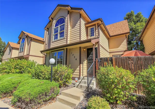 Photo 1 of Condo for sale at 1736 S Pagosa Way, Aurora, CO 80017 | MLS# 4569407 | Listing updated on 2026-09-28