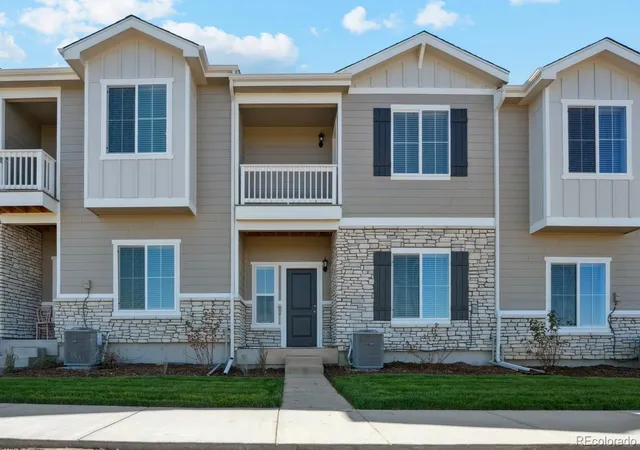 Townhouse for sale at 934 Montbello Ave, Fort Lupton, CO 80621 | MLS# 2033045