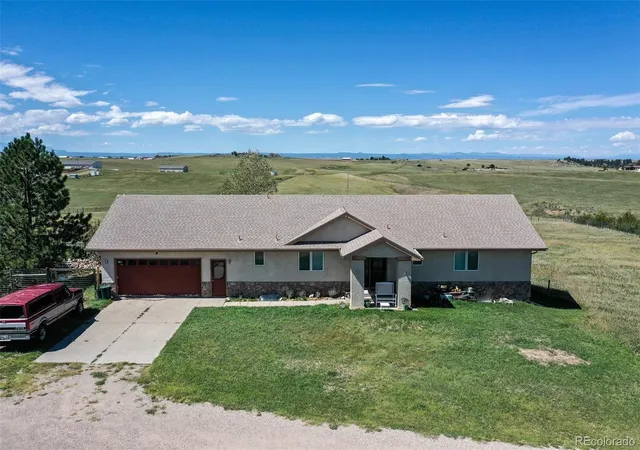 Photo 2 of Single family home for sale at 5228 Richards Ct, Elizabeth, CO 80107 | MLS# 3977641 | Listing updated on 2026-09-11