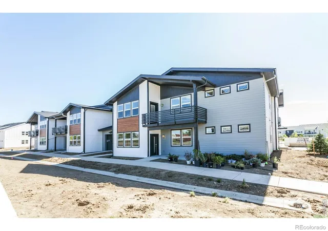 Listing Photo 5 - Condo for sale in building located at 1825 Bounty Dr, Windsor, CO 80550 - Unit #5