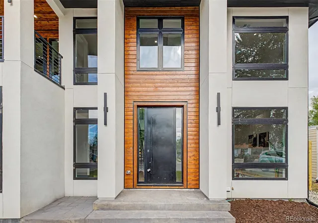 Photo 2 of Mansion for sale at 2710 S Gilpin St, Denver, CO 80210 | MLS# 2194456 | Listing updated on 2026-10-02