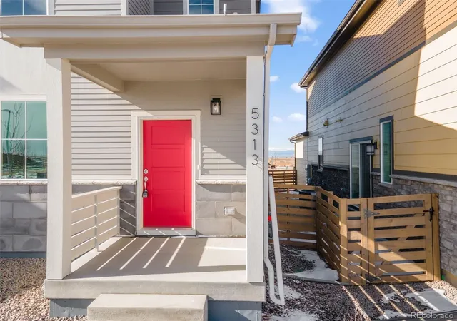 Photo 2 of Single family home for sale at 5313 N Elk St, Aurora, CO 80019 | MLS# 3062877 | Listing updated on 2026-09-15