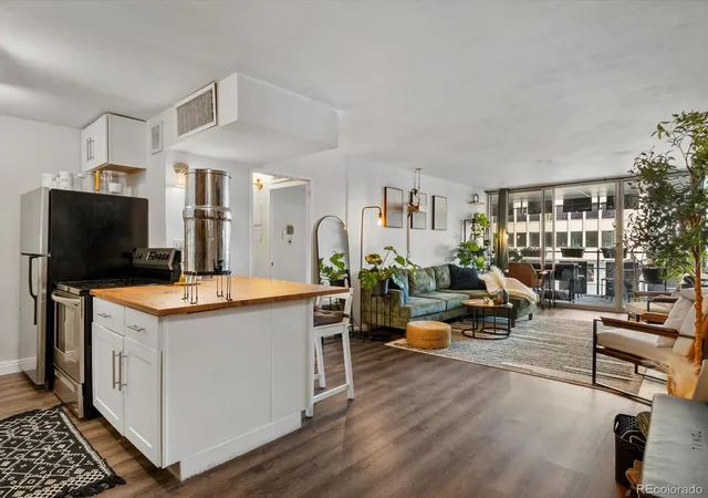 Photo 3 of Sale Pending at 790 N Washington St #206, Denver, CO 80203 | MLS# 9148210 | Listing updated on 2026-10-05