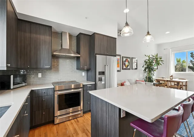 Listing Photo 2 - Condo for sale in building located at 2530 28th St, Boulder, CO 80301 - Unit #118