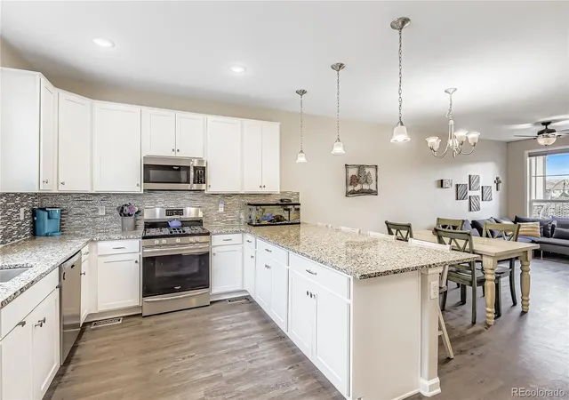 Photo 3 of Townhouse for sale at 1610 Castle Crk Cir, Castle Rock, CO 80104 | MLS# 3709642 | Listing updated on 2026-09-11