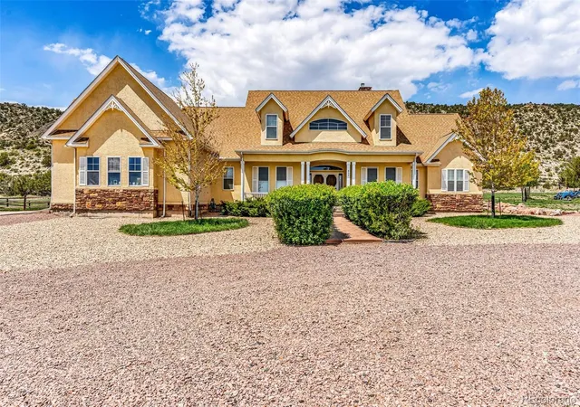 Photo 2 of Single family home for sale at 611 Rockridge Loop, Canon City, CO 81212 | MLS# 1655133 | Listing updated on 2026-09-11
