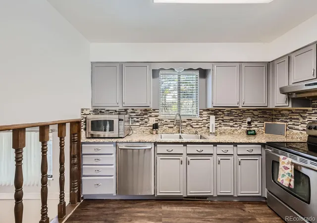 Photo 3 of Single family home for sale at 33 Briargate Ter, Pueblo, CO 81001 | MLS# 5201601 | Listing updated on 2026-09-11