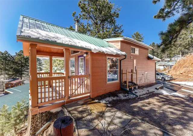 Photo 2 of Manufactured home for sale at 19253 E Us Hwy 24, Woodland Park, CO 80863 | MLS# 7511077 | Listing updated on 2026-09-13