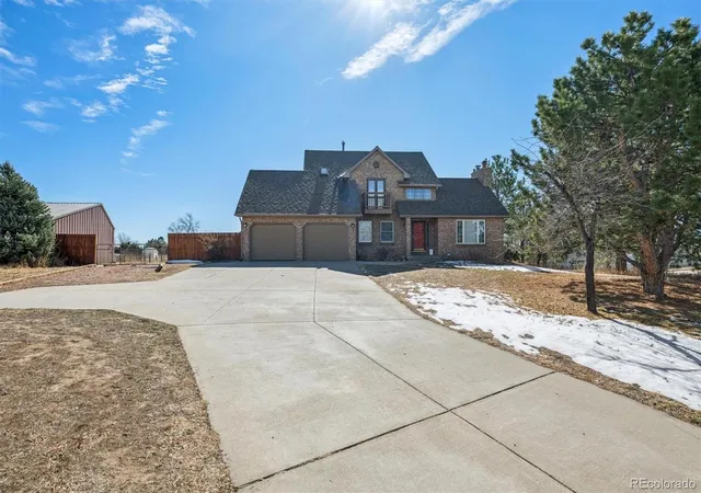 Photo 2 of Single family home for sale at 2542 Gentry Pl, Watkins, CO 80137 | MLS# 2418540 | Listing updated on 2026-09-26