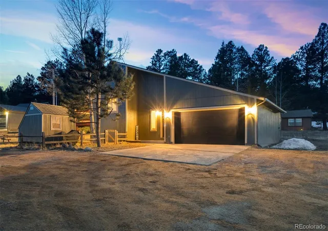 Photo 1 of Single family home for sale at 1011 W South Ave, Woodland Park, CO 80863 | MLS# 5162496 | Listing updated on 2026-09-11