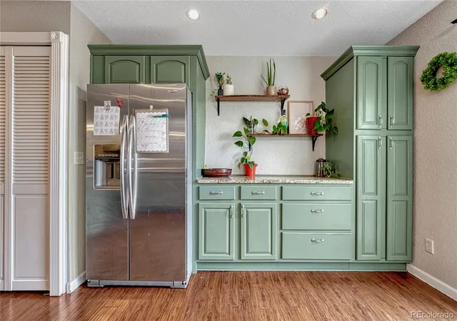 Photo 2 of Townhouse for sale at 1662 S Idalia Cir #J, Aurora, CO 80017 | MLS# 7324854 | Listing updated on 2026-09-11