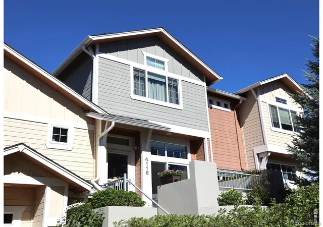 Photo 2 of Townhouse for sale at 4116 Riley Dr, Longmont, CO 80503 | MLS# IR1054078 | Listing updated on 2026-09-11