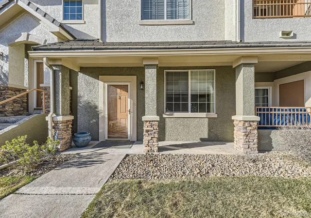 Listing Photo 4 - Condo for sale in building located at 22520 E Ontario Dr, Aurora, CO 80016 - Unit #101