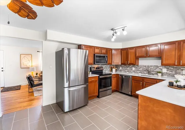 Photo 2 of Single family home for sale at 6764 Newland St, Arvada, CO 80003 | MLS# 7217485 | Listing updated on 2026-09-21