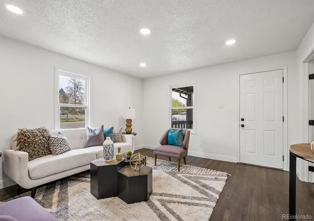 Photo 4 of Single family home for sale at 176 S King St, Denver, CO 80219 | MLS# 8208037 | Listing updated on 2026-09-11