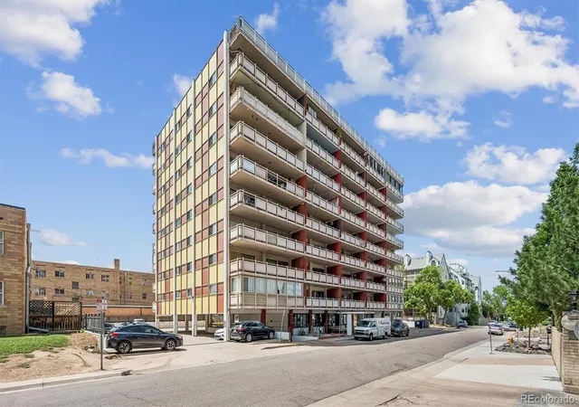 Photo 2 of Condo for sale at 1121 Albion St #307, Denver, CO 80220 | MLS# 2015184 | Listing updated on 2026-10-02