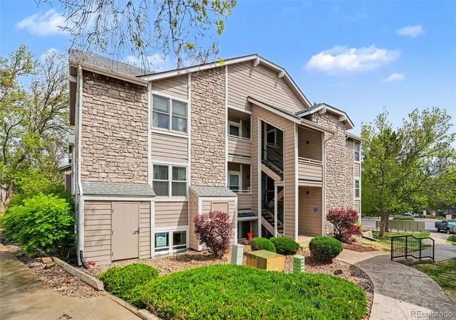 Photo 2 of Condo for sale at 8376 S Upham Way #108, Littleton, CO 80128 | MLS# 7742142 | Listing updated on 2026-10-05