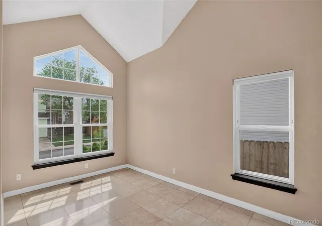 Photo 4 of Single family home for sale at 8237 S Ogden Cir, Littleton, CO 80122 | MLS# 2312103 | Listing updated on 2026-10-20