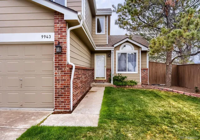 Photo 2 of Single family home for sale at 9943 Deer Crk St, Highlands Ranch, CO 80129 | MLS# 1719525 | Listing updated on 2026-10-02