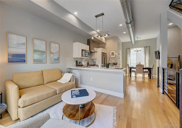 Photo 4 of Townhouse for sale at 3314 S Washington St, Englewood, CO 80113 | MLS# 9890862 | Listing updated on 2026-09-22