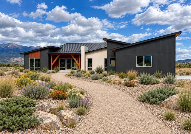 Photo 1 of Single family home for sale at 9102 Sheridan Loop, Salida, CO 81201 | MLS# 3499612 | Listing updated on 2026-09-25