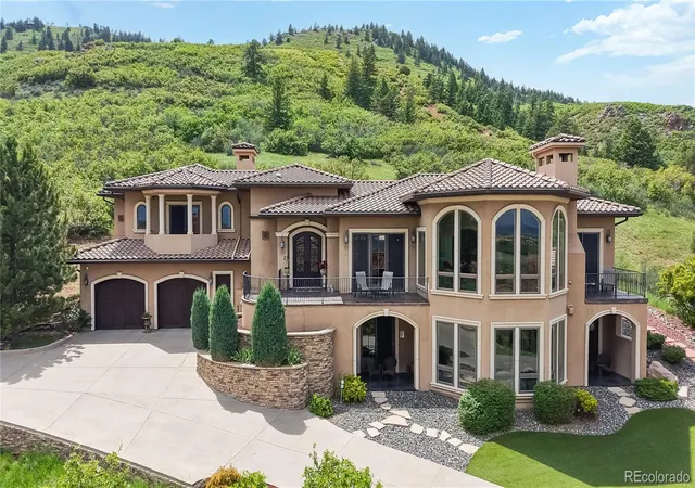 Photo 2 of Single family home for sale at 4625 Coyote Run, Littleton, CO 80125 | MLS# 1801516 | Listing updated on 2026-09-23