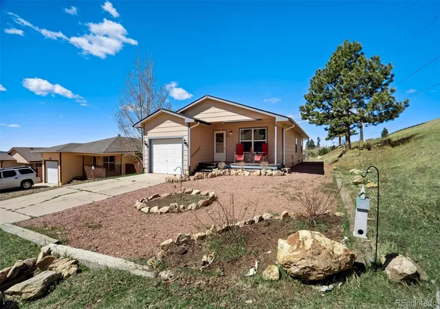 Photo 2 of Single family home for sale at 419 Aspen St, Cripple Creek, CO 80813 | MLS# 9689104 | Listing updated on 2026-10-08