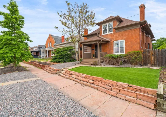 Photo 2 of Single family home for sale at 350 S Lincoln St, Denver, CO 80209 | MLS# 7852895 | Listing updated on 2026-09-14