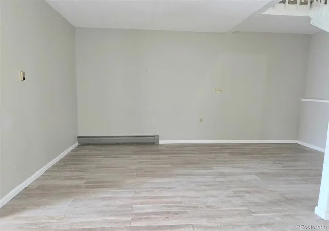 Photo 3 of Townhouse for sale at 6927 S Bryant St, Littleton, CO 80120 | MLS# 1731217 | Listing updated on 2026-09-10