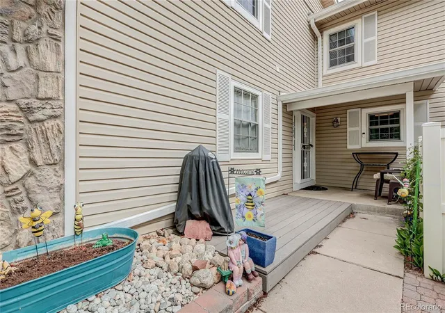 Photo 2 of Condo for sale at 2784 S Heather Gdns Way, Aurora, CO 80014 | MLS# 4392854 | Listing updated on 2026-09-10