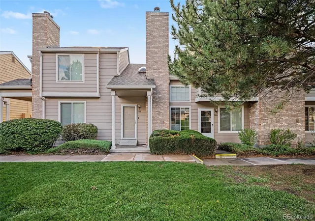 Photo 1 of Condo for sale at 828 Summer Dr, Highlands Ranch, CO 80126 | MLS# 5984749 | Listing updated on 2026-10-07