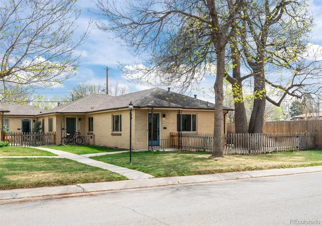 Photo 2 of Townhouse for sale at 2444 S Corona St, Denver, CO 80210 | MLS# 3873491 | Listing updated on 2026-10-02