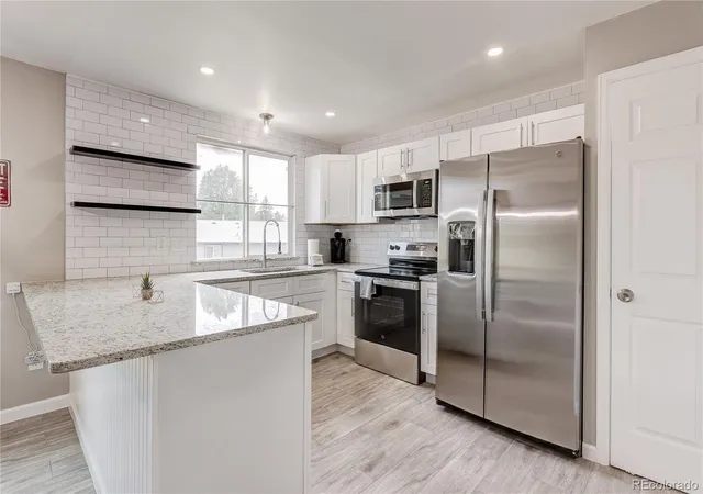 Photo 4 of Single family home for sale at 18971 E Mercer Dr, Aurora, CO 80013 | MLS# 2084136 | Listing updated on 2026-09-30