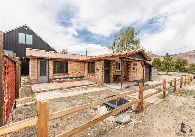 Photo 3 of Single family home for sale at 548 E 3rd Street, Salida, CO 81201 | MLS# 5495203 | Listing updated on 2026-09-14