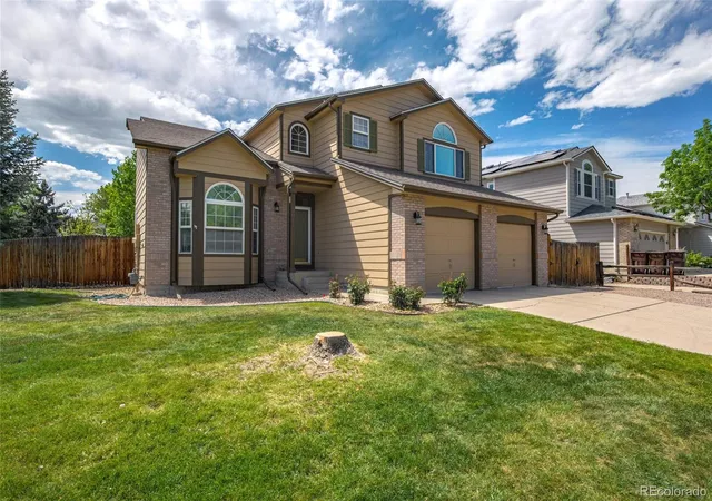 Photo 2 of Single family home for sale at 2911 N Princess Cir, Broomfield, CO 80020 | MLS# 6947153 | Listing updated on 2026-10-06