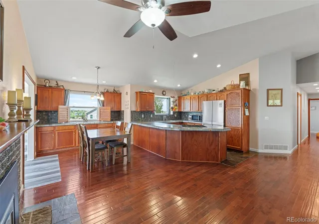 Photo 2 of Sale Pending at 8191 Sun Country Dr, Elizabeth, CO 80107 | MLS# 7394581 | Listing updated on 2026-09-14