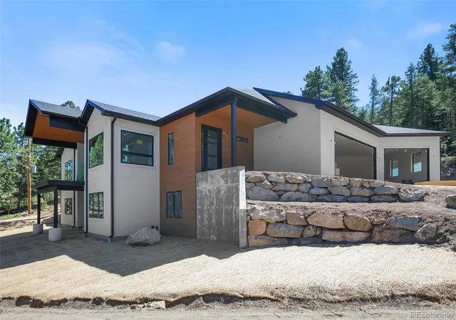 Photo 3 of Single family home for sale at 5815 Herzman Dr, Evergreen, CO 80439 | MLS# 6188659 | Listing updated on 2026-09-25