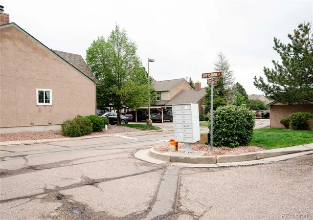 Photo 2 of Townhouse for sale at 119 Iveystone Ct, Colorado Springs, CO 80919 | MLS# 4161404 | Listing updated on 2026-09-11