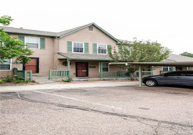 Photo 3 of Townhouse for sale at 119 Iveystone Ct, Colorado Springs, CO 80919 | MLS# 4161404 | Listing updated on 2026-09-11