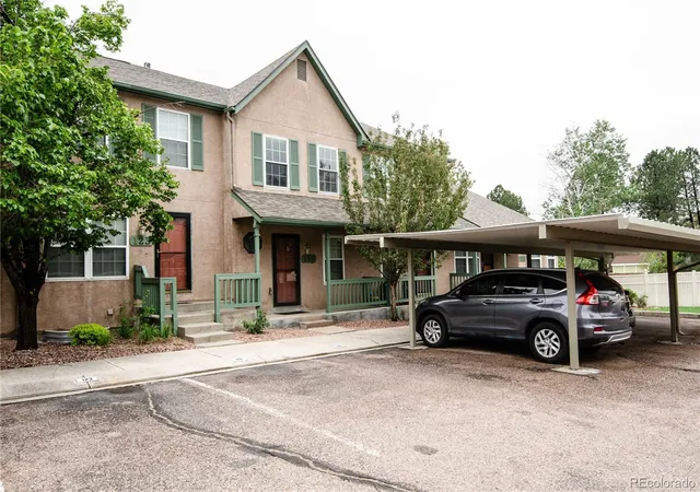 Photo 4 of Townhouse for sale at 119 Iveystone Ct, Colorado Springs, CO 80919 | MLS# 4161404 | Listing updated on 2026-09-11