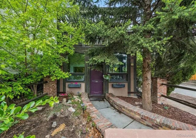 Photo 3 of Single family home for sale at 2001 S Marion St, Denver, CO 80210 | MLS# 6645113 | Listing updated on 2026-09-27